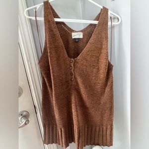 Universal Thread for Target brown sweater tank- L